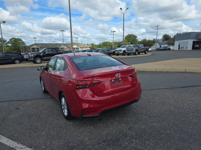 Used 2021 Red Hyundai SEL image 5