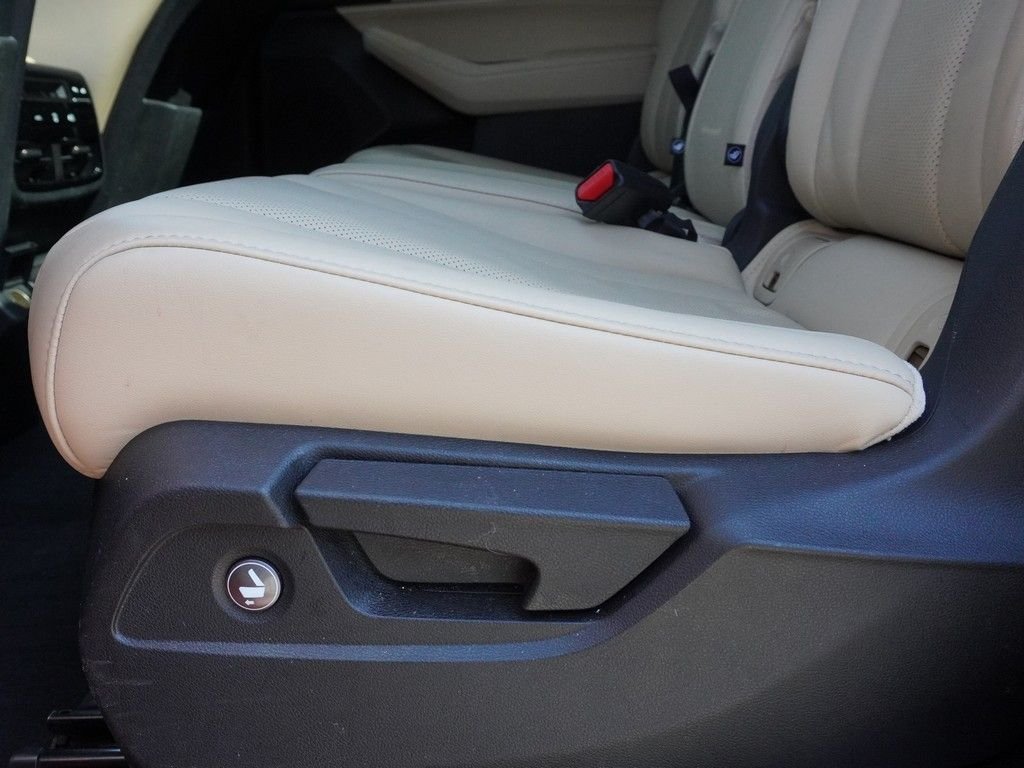 Used 2023 Red Acura Technology image 34