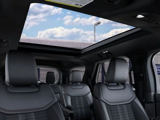 New 2027 Ruby Red Metallic Tinted Clearcoat Ford ST-Line image 21