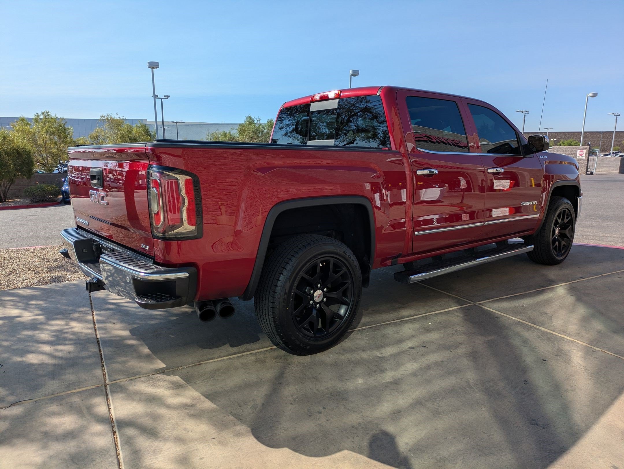 Used 2018 Red Quartz Tintcoat GMC SLT image 6