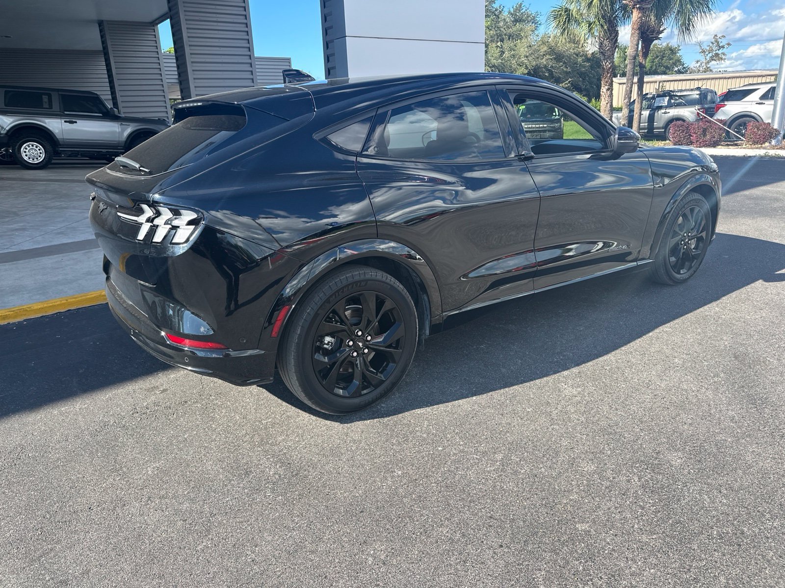 Used 2023 Shadow Black Ford Premium image 3