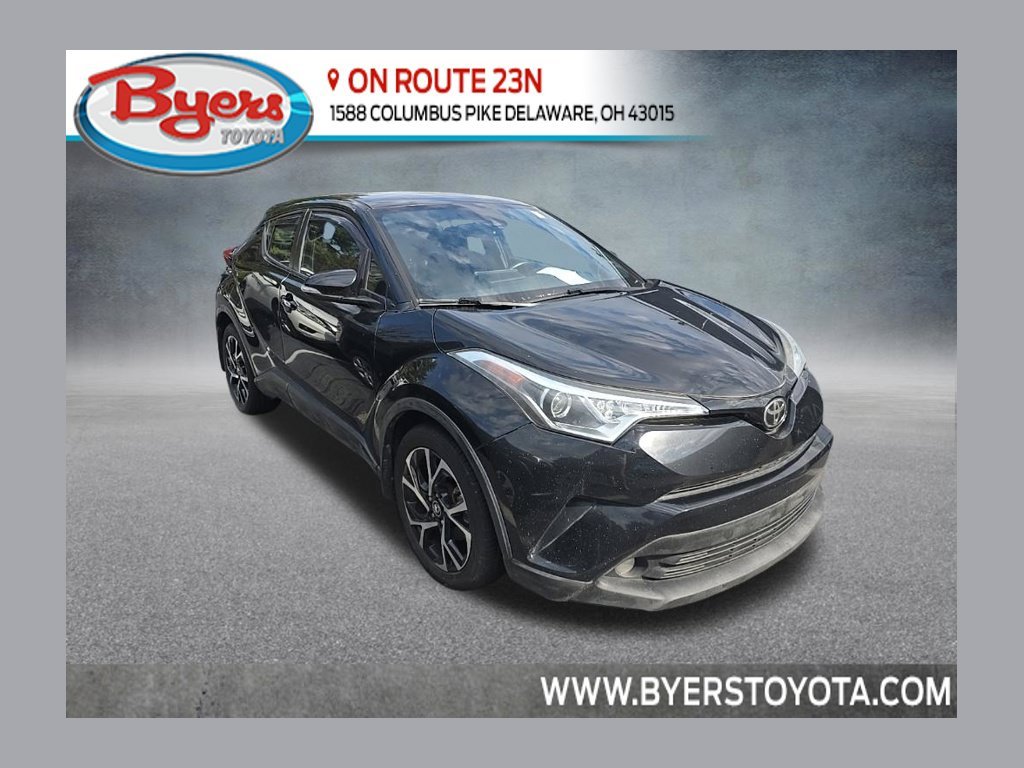 Used 2018 Black Sand Pearl Toyota XLE Premium image 1