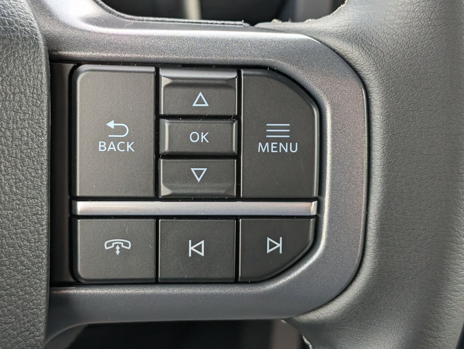 New 2026 Oxford White Ford XLT image 28