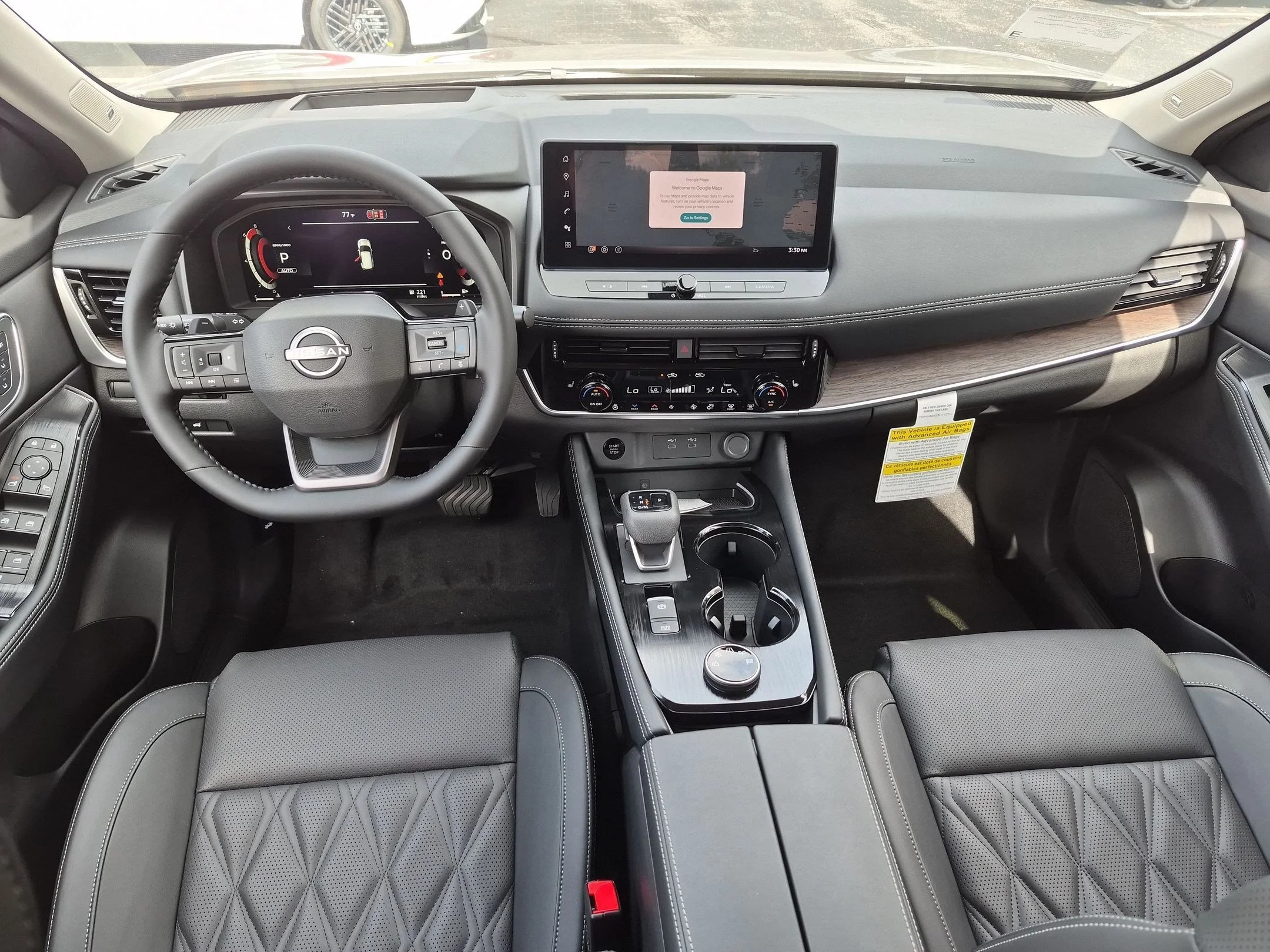 New 2026 Champagne Silver Metallic Nissan Platinum image 15