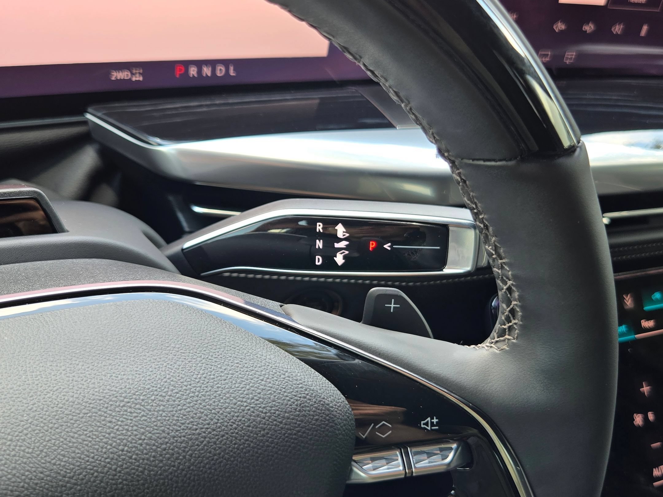 2026 Cadillac Escalade Sport - Photo 19