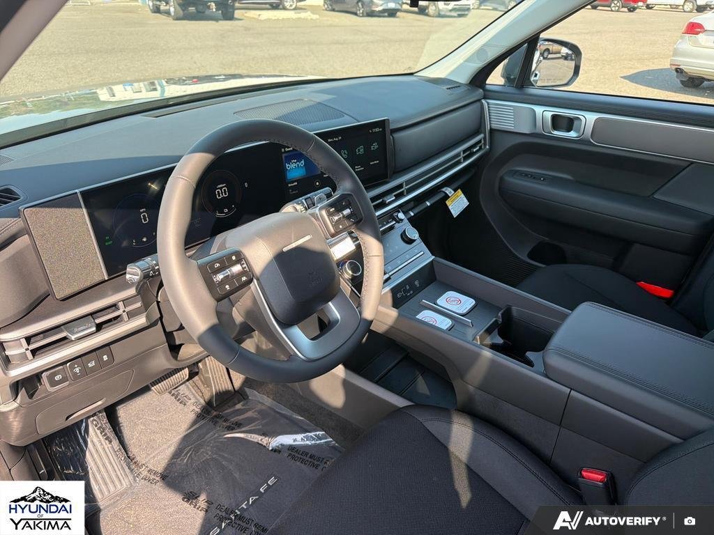 New 2026 Hampton Gray Hyundai SE image 13