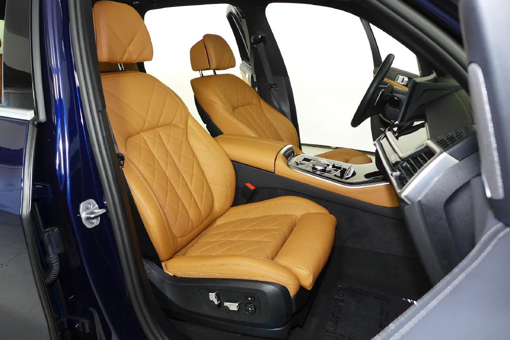 Used 2026 Blue BMW xDrive40i image 19