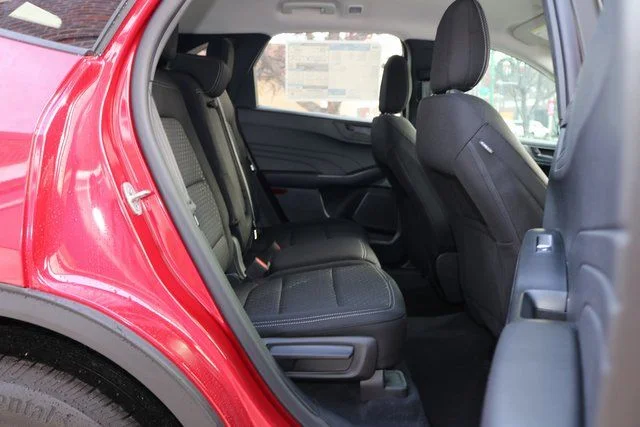 New 2026 Rapid Red Metallic Tinted Clearcoat Ford Active® image 22