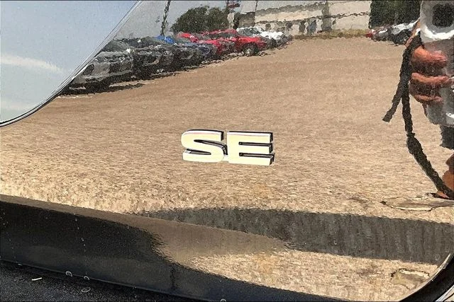 New 2026 Black Mitsubishi SE 1.5T 2WD image 9