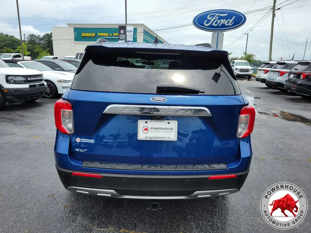 Used 2021 Blue Ford XLT image 4