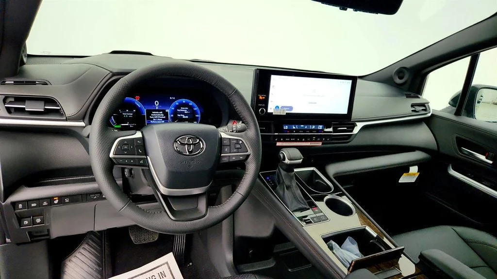 Used 2026 Midnight Black Metallic Toyota Platinum AWD 7-Seater w/ 1080p HD Rear Seat Entertainment image 13