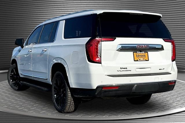 Used 2023 White GMC SLT image 4