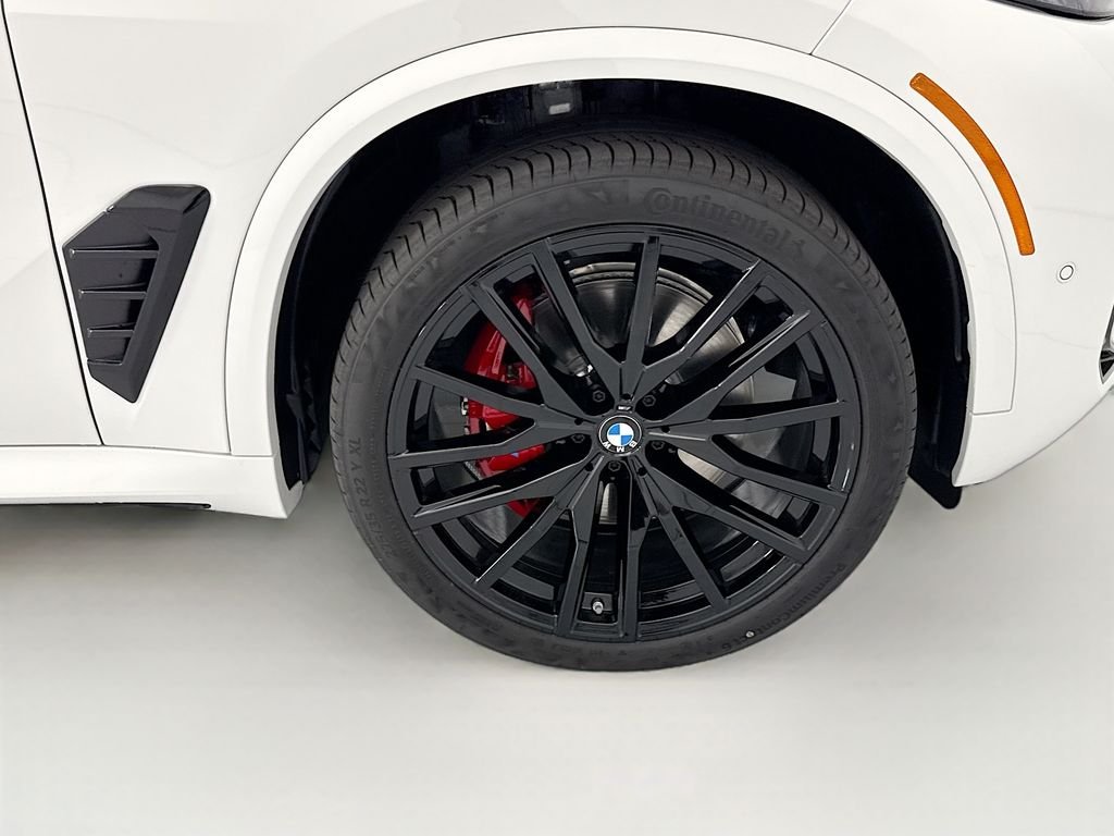 New 2026 Alpine White BMW sDrive40i image 31