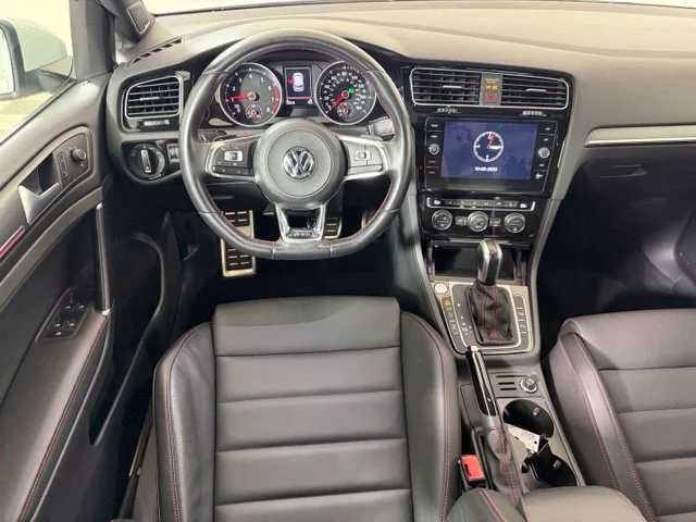 Used 2020 White Volkswagen Autobahn image 11