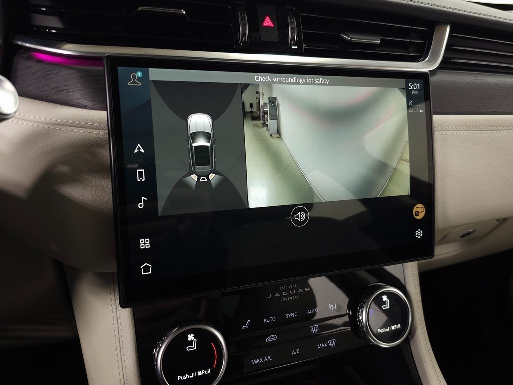 2022 JAGUAR F-PACE - Image 31