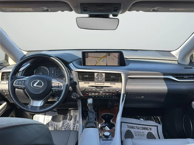 Used 2018 White Lexus 350L image 13