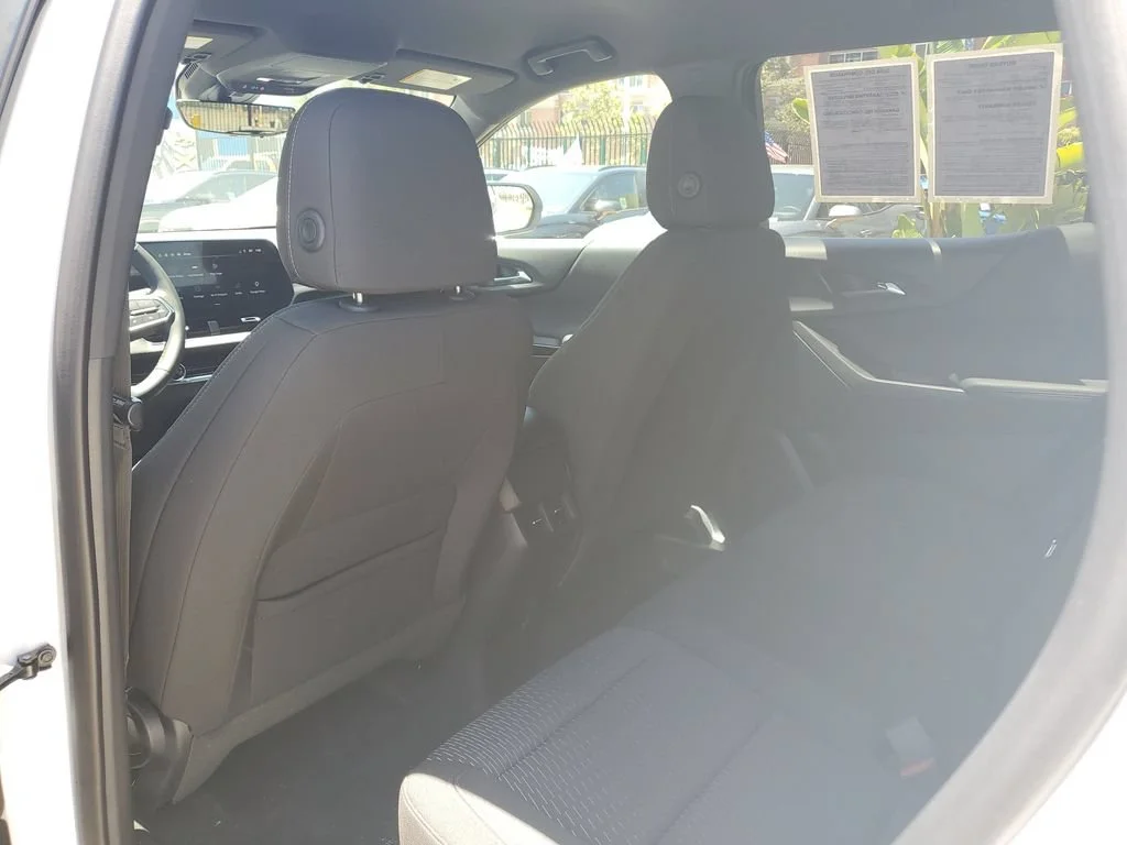 Used 2026 Summit White Chevrolet LT image 14