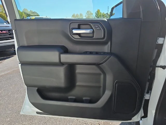 Used 2022 White Chevrolet WT image 27