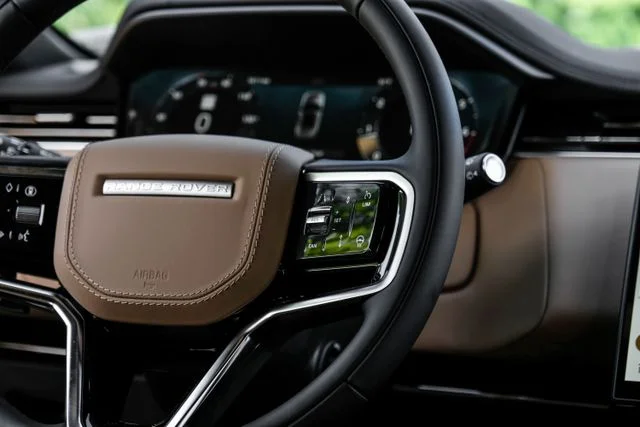 New 2026  Land Rover SE image 21