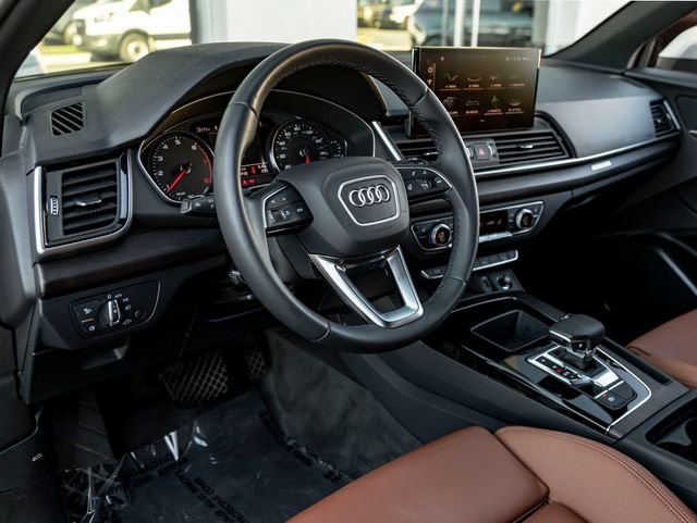 Used 2024 Florett Silver Metallic Audi 45 S line Premium image 19