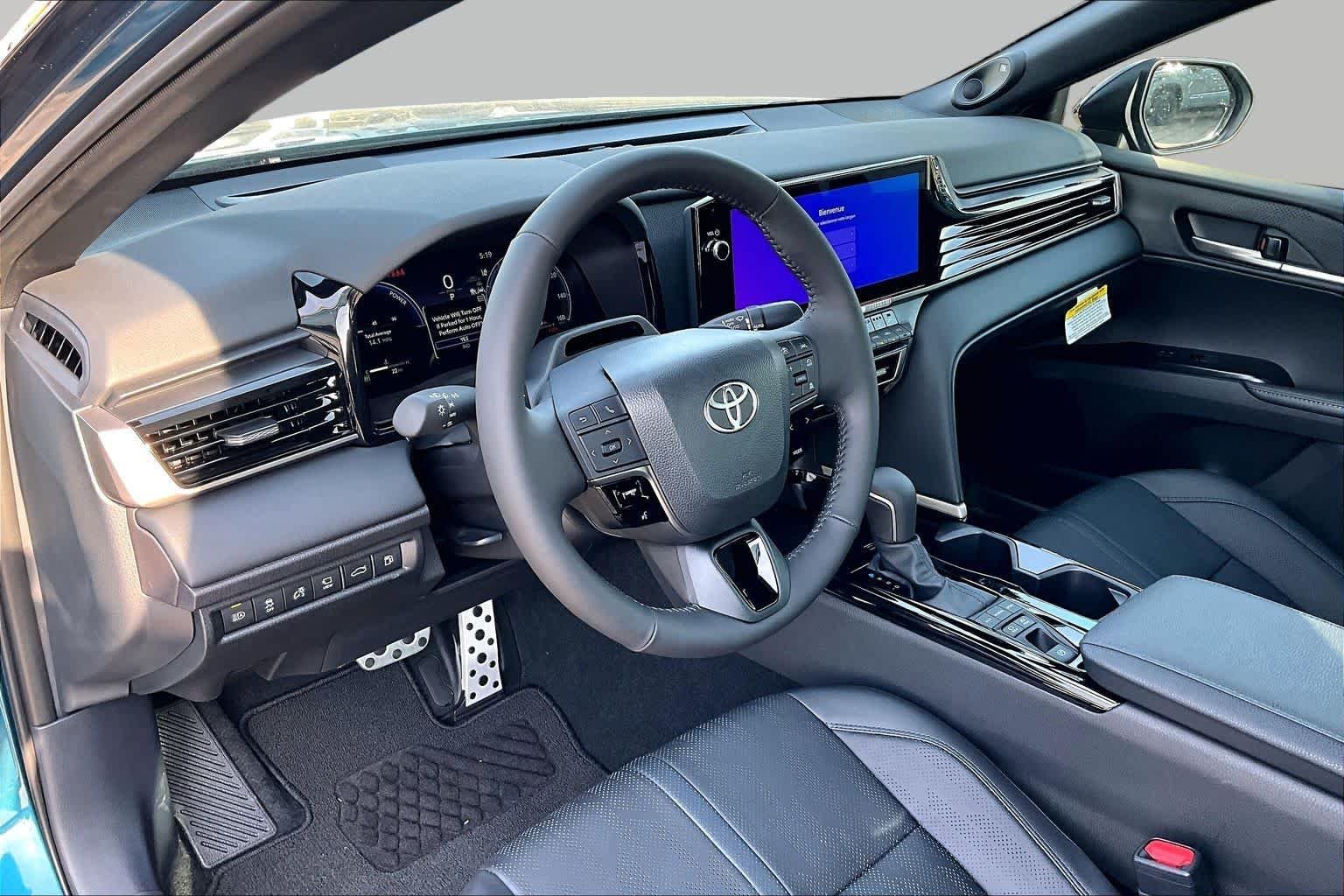 New 2026 Ocean Gem with Midnight Black Metallic roof Toyota XSE image 10