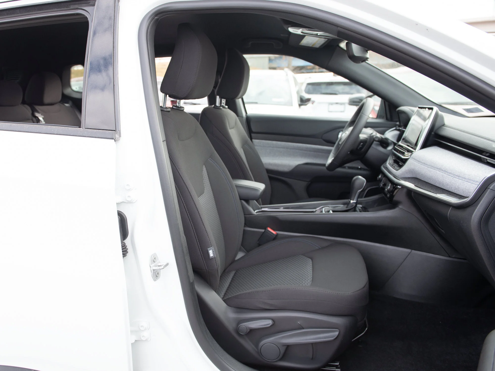 New 2026 White Jeep Sport* 4x4, 2.0L Turbo, Heated Seats image 21