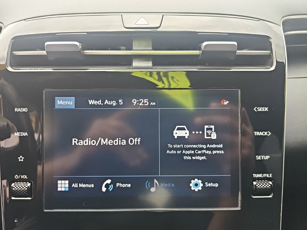 Used 2022 Green Hyundai SEL image 18