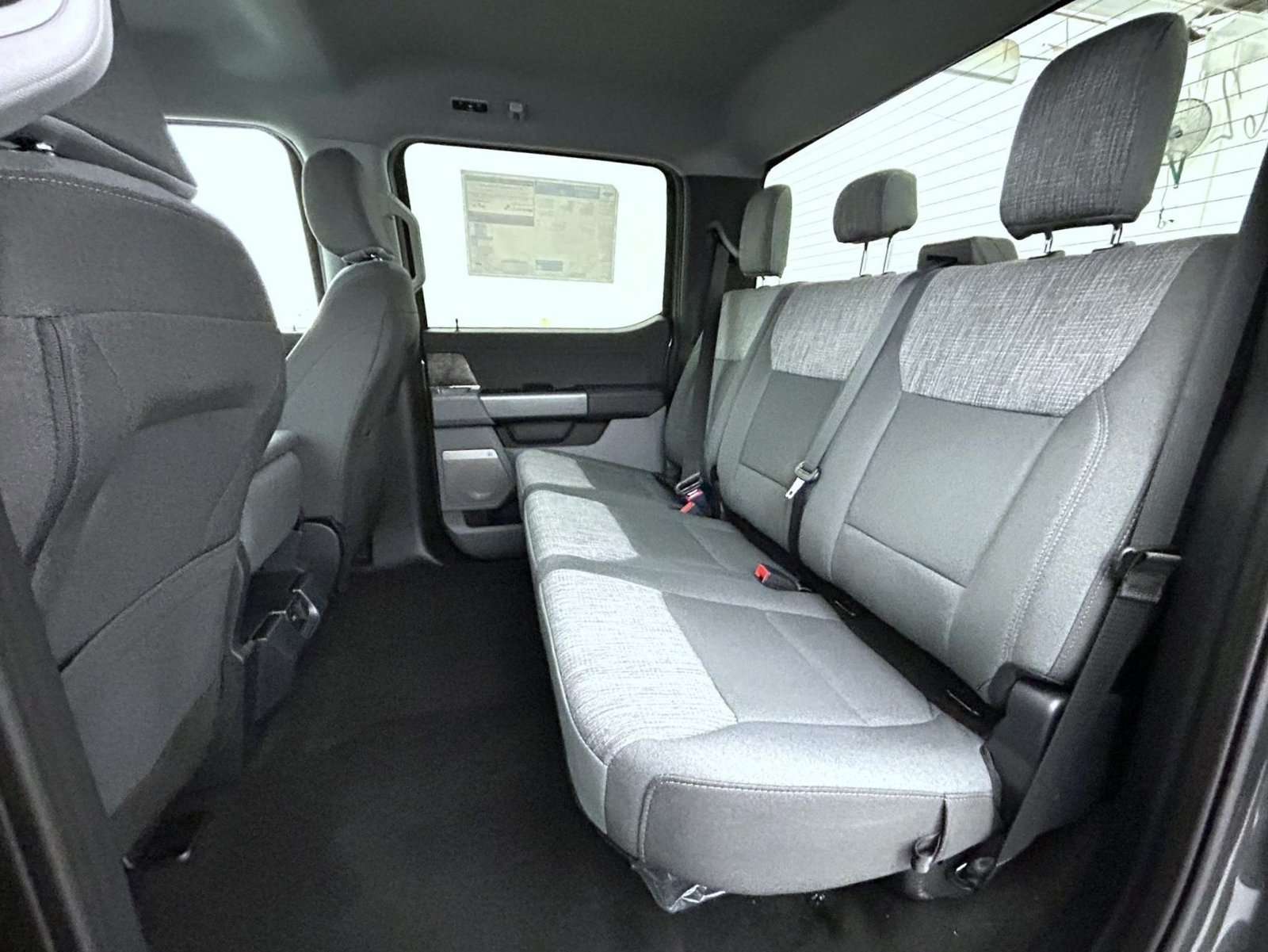 New 2026 Carbonized Gray Metallic Ford XLT image 19