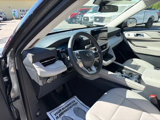 Used 2026 Carbonized Gray Metallic Ford Active image 23