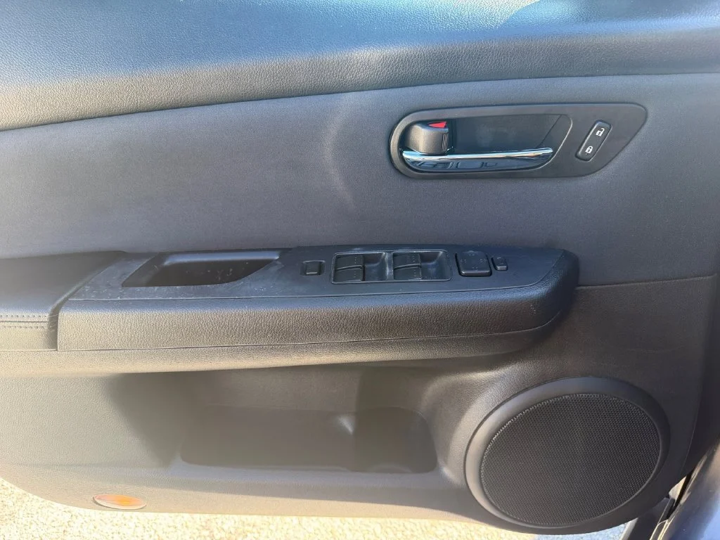 Used 2011 Gray Mazda i Touring Plus image 29