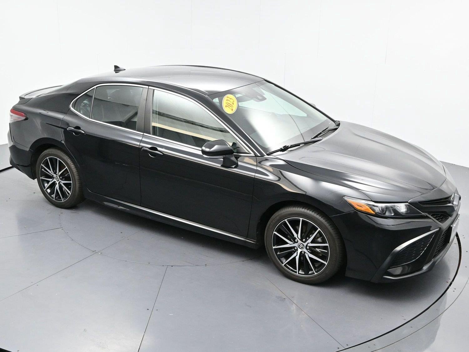 Used 2023 Midnight Black Metallic Toyota SE image 37