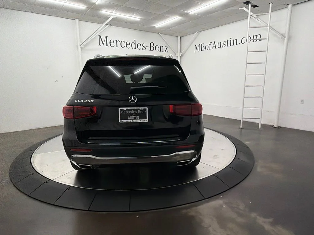 New 2026 Black Mercedes-Benz GLB 250 image 6
