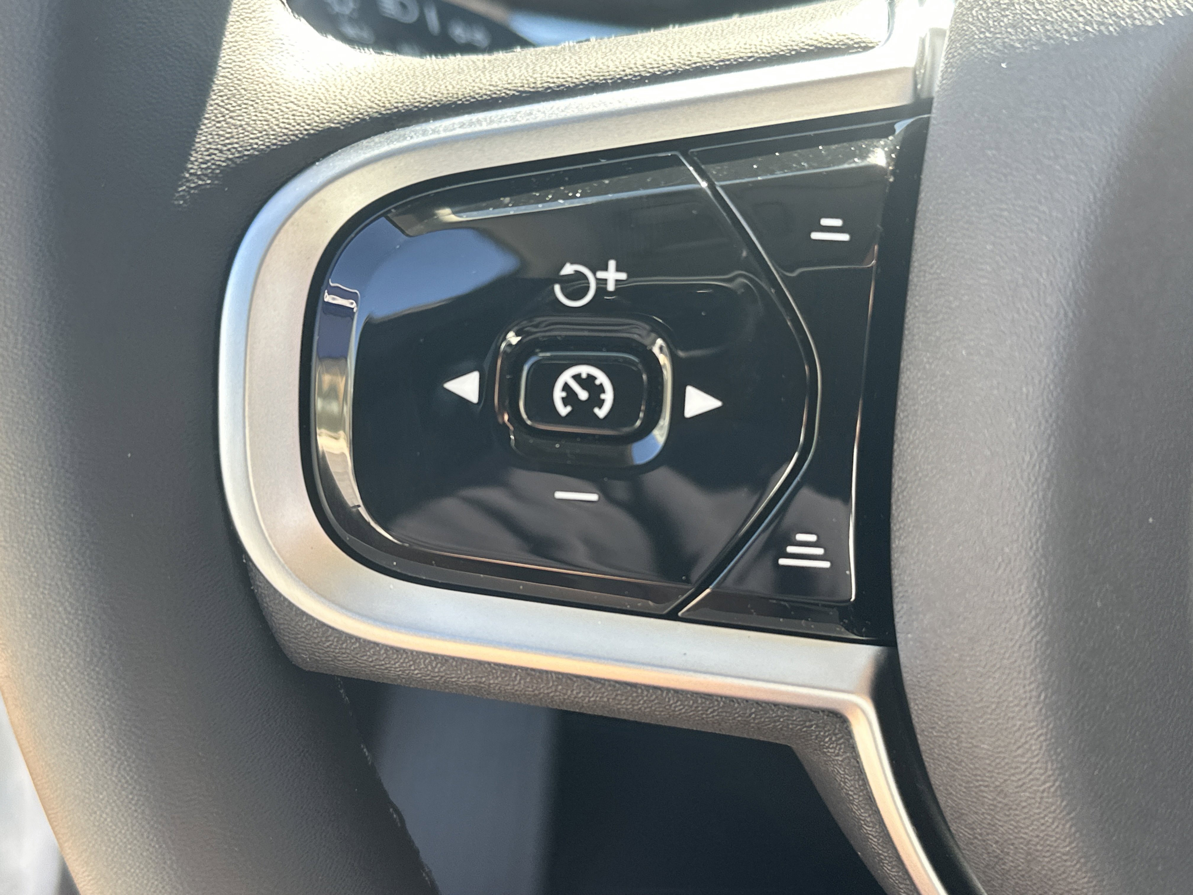 New 2026  Volvo Plus image 23