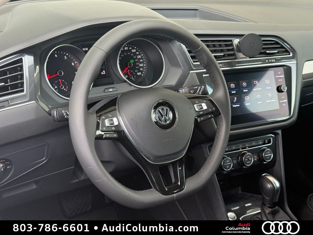 Used 2020 Blue Volkswagen 2.0T SE image 16