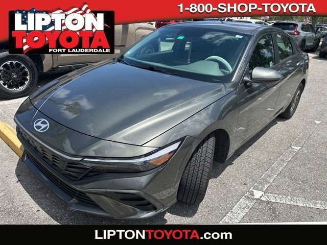 2024 Hyundai Elantra 2.0 SEL IVT's photo