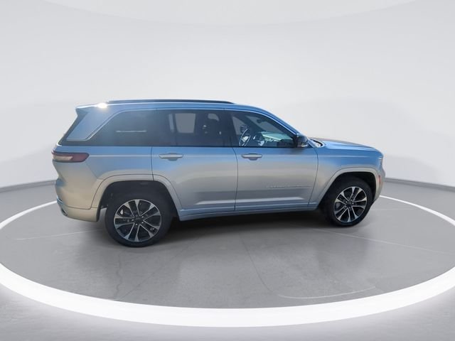 2025 Jeep Grand Cherokee Overland - Photo 9