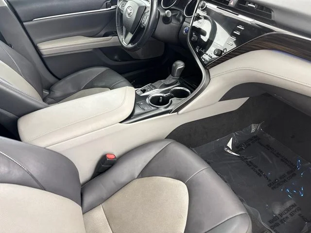 Used 2020 Gray Toyota XLE image 23