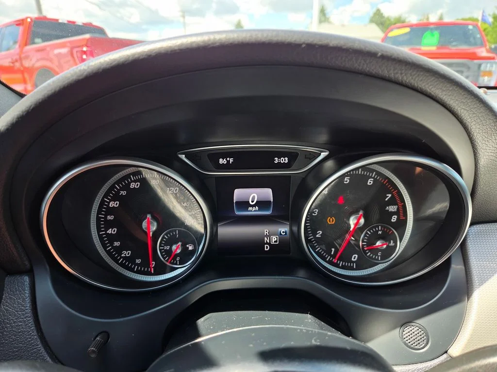 Used 2018 White Mercedes-Benz CLA 250 image 23