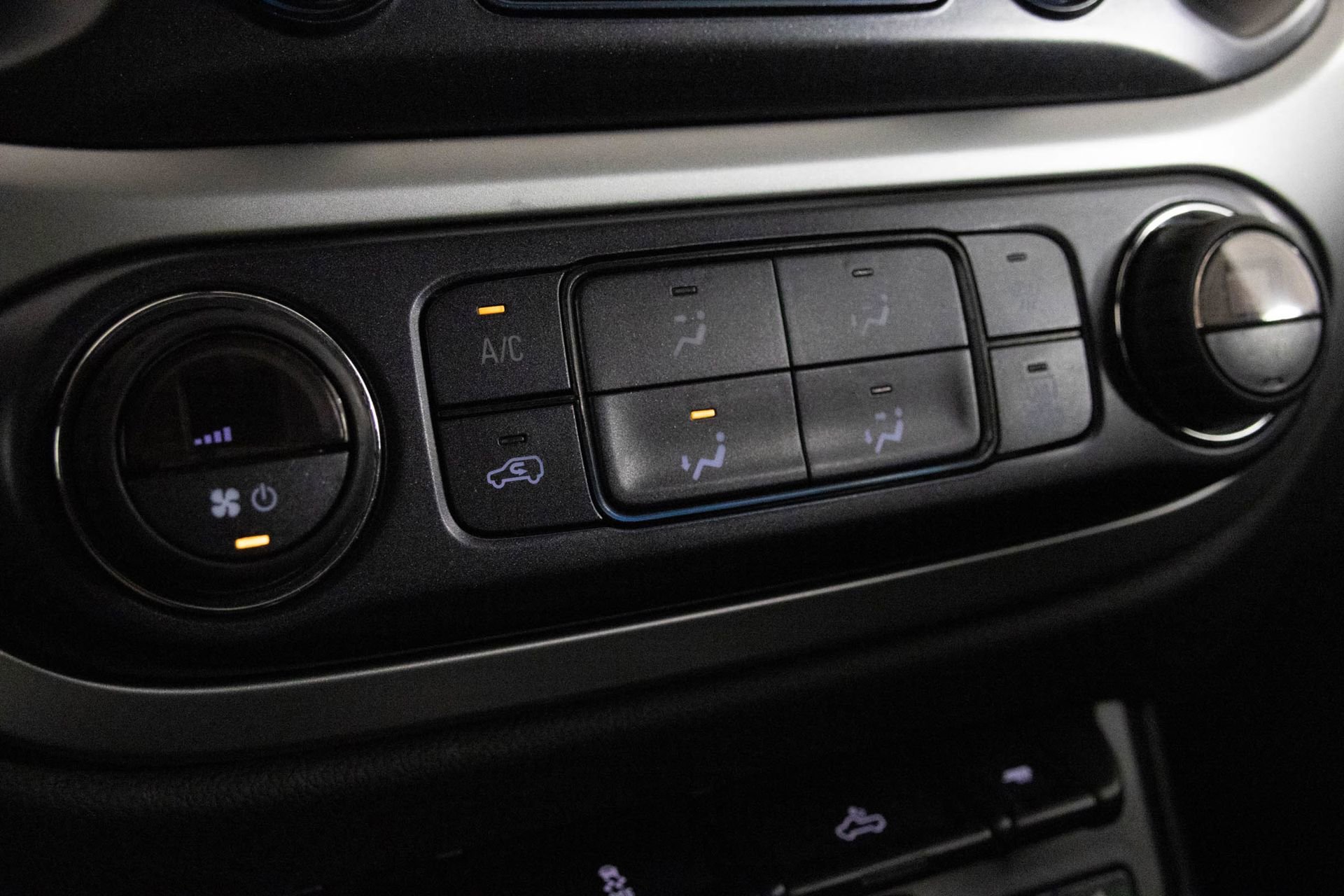 2021 CHEVROLET COLORADO - Image 21