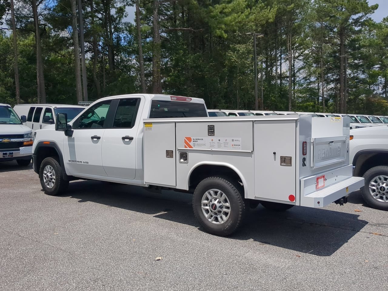 New 2026 Summit White GMC Pro image 6