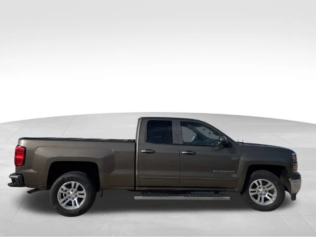 Used 2015 Brown Chevrolet LT image 14
