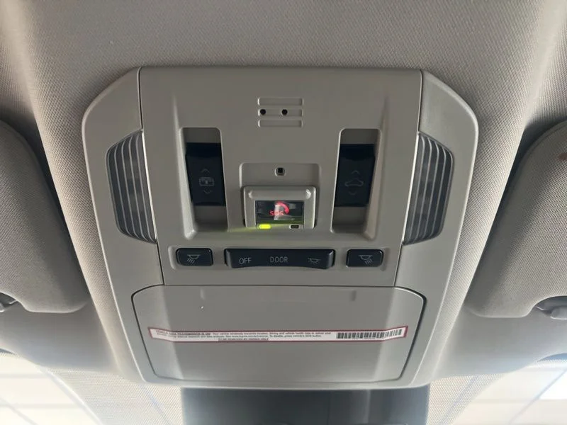 Used 2021 White Toyota Platinum image 31
