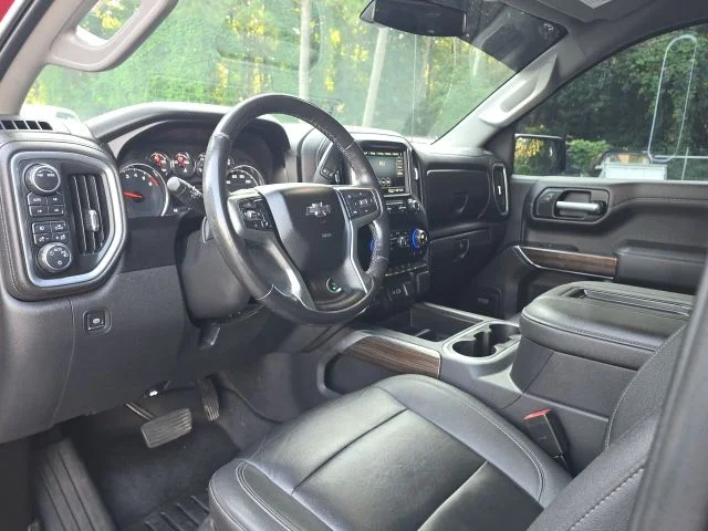 Used 2021 Red Chevrolet RST image 26