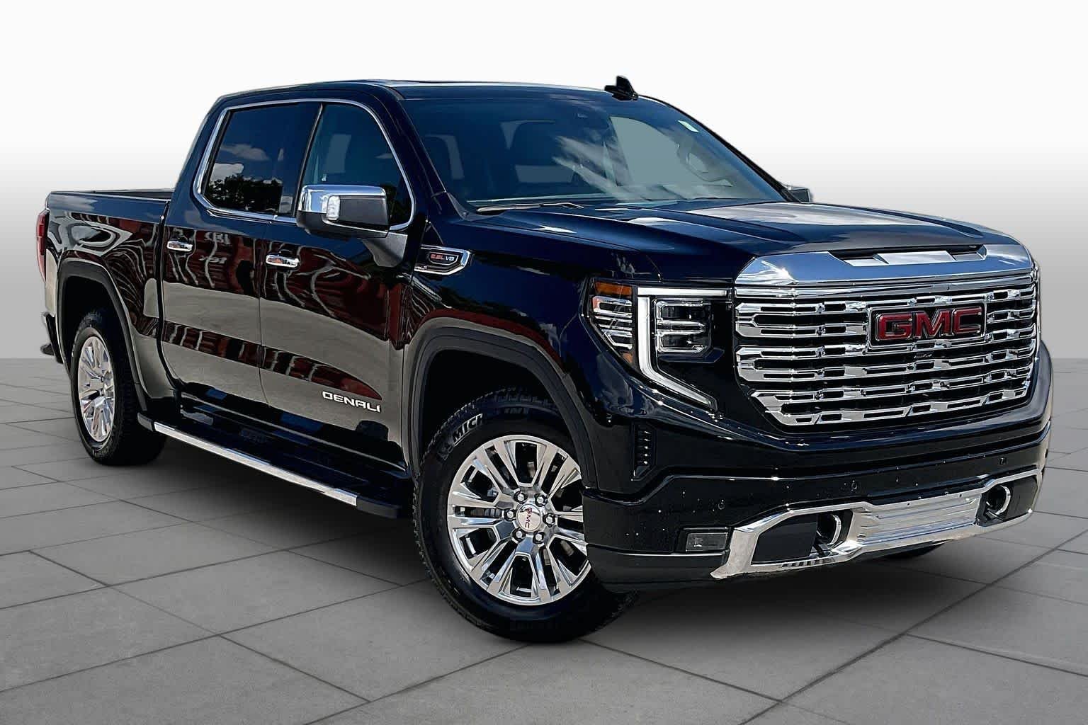 Used 2024 Onyx Black GMC Denali image 3