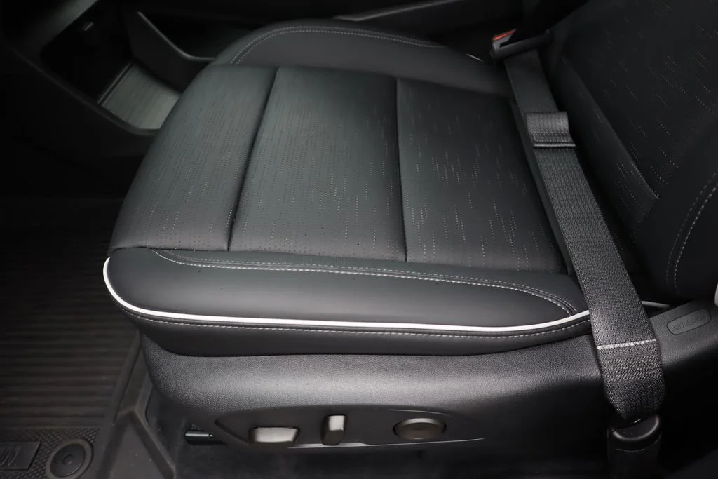 2025 Buick Enclave Sport Touring - Photo 17