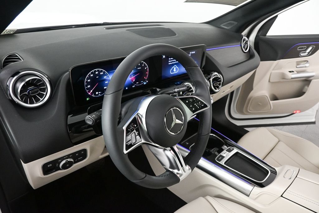 New 2026 Polar White Mercedes-Benz GLA 250 image 6