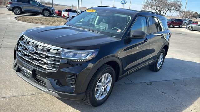 New 2026 Agate Black Metallic Ford Active image 4