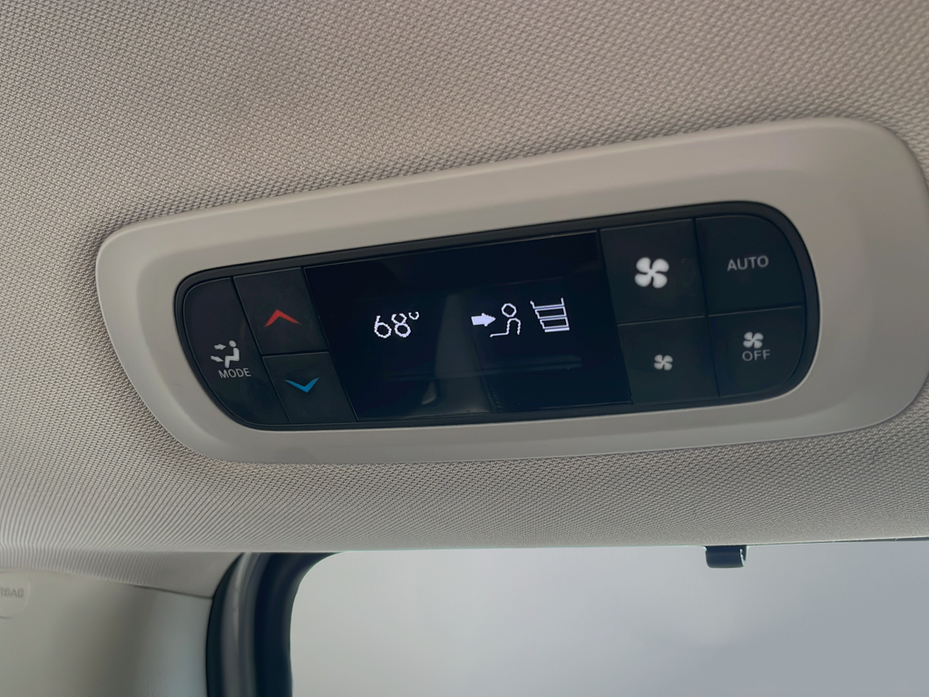 Used 2024 Silver Chrysler Touring L image 30