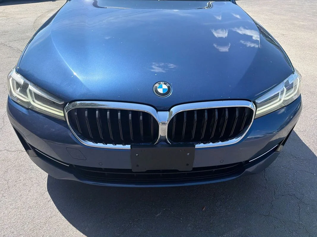 Used 2022 Blue BMW i xDrive image 9