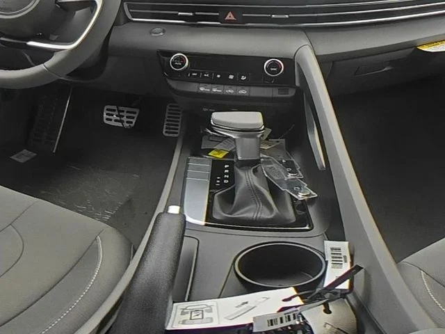 New 2026 Black Hyundai SEL Sport image 37
